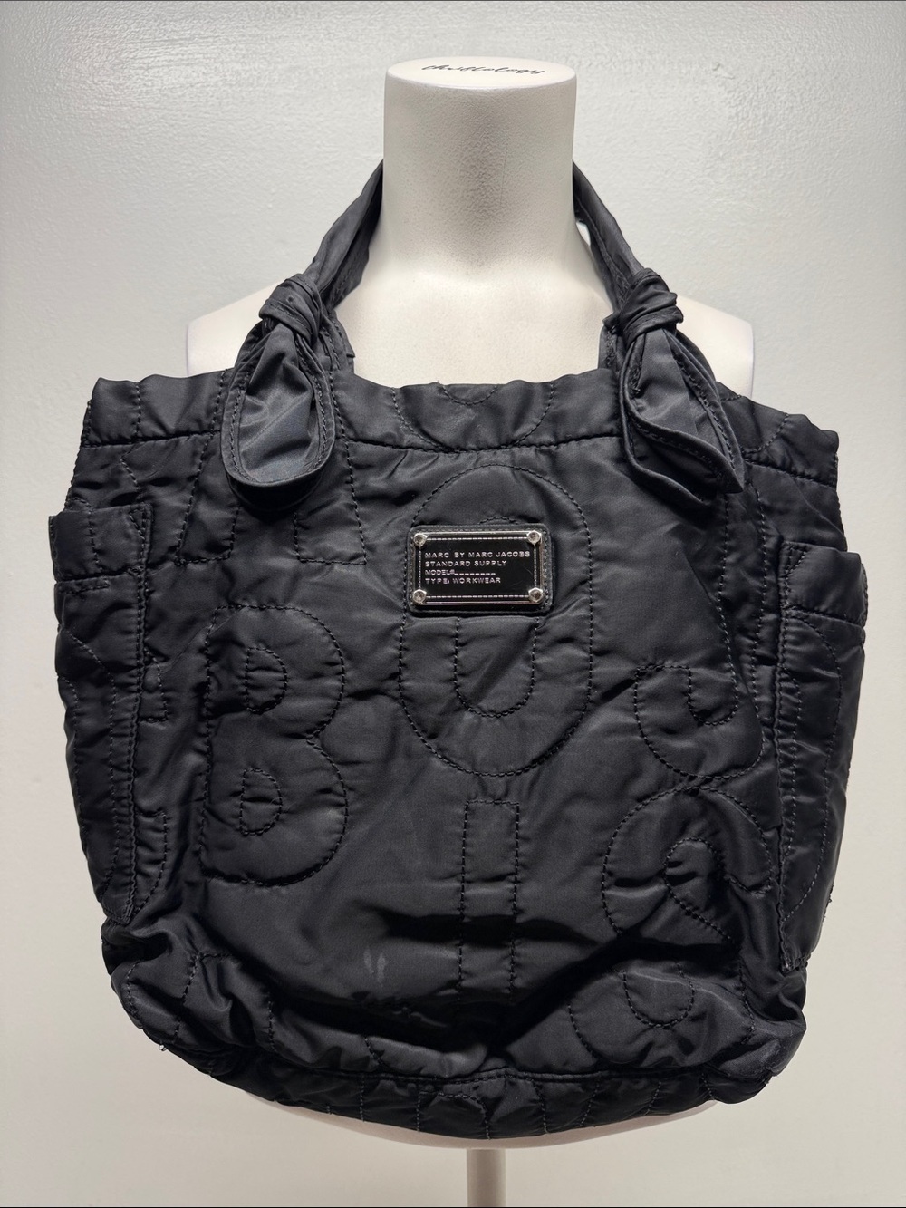 Marc by Marc Jacobs Standard Supply Quilted Tote Bag Purse Shoulder Strap Black